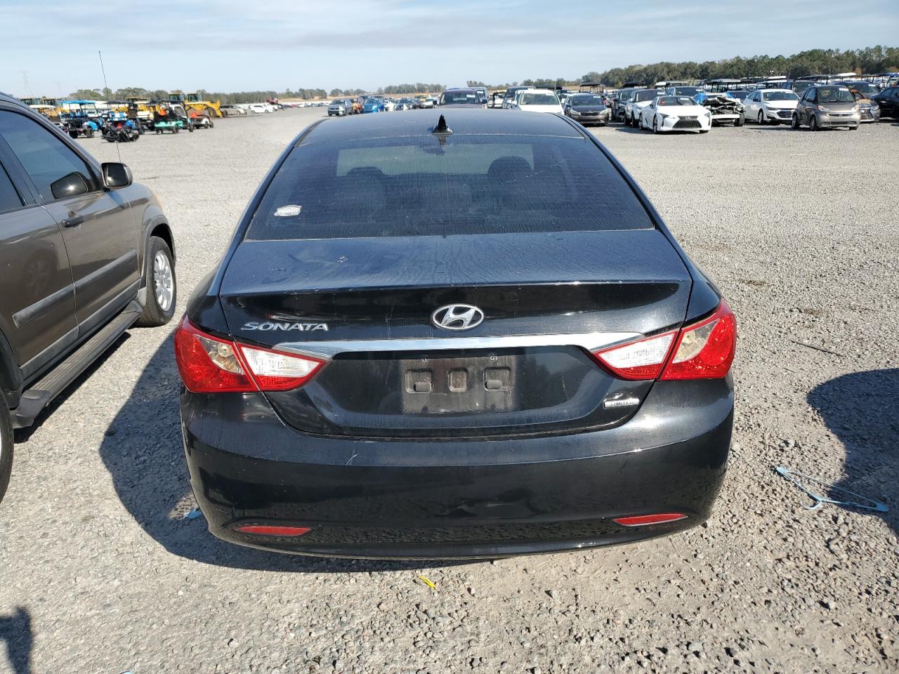 2011 Hyundai Sonata - Image 6