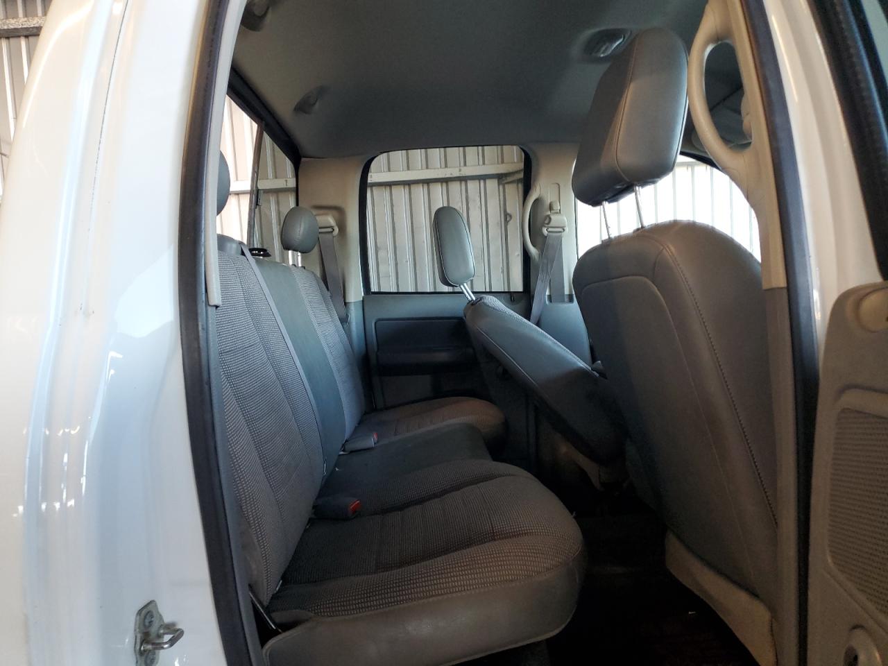 2008 Dodge RAM - Image 10