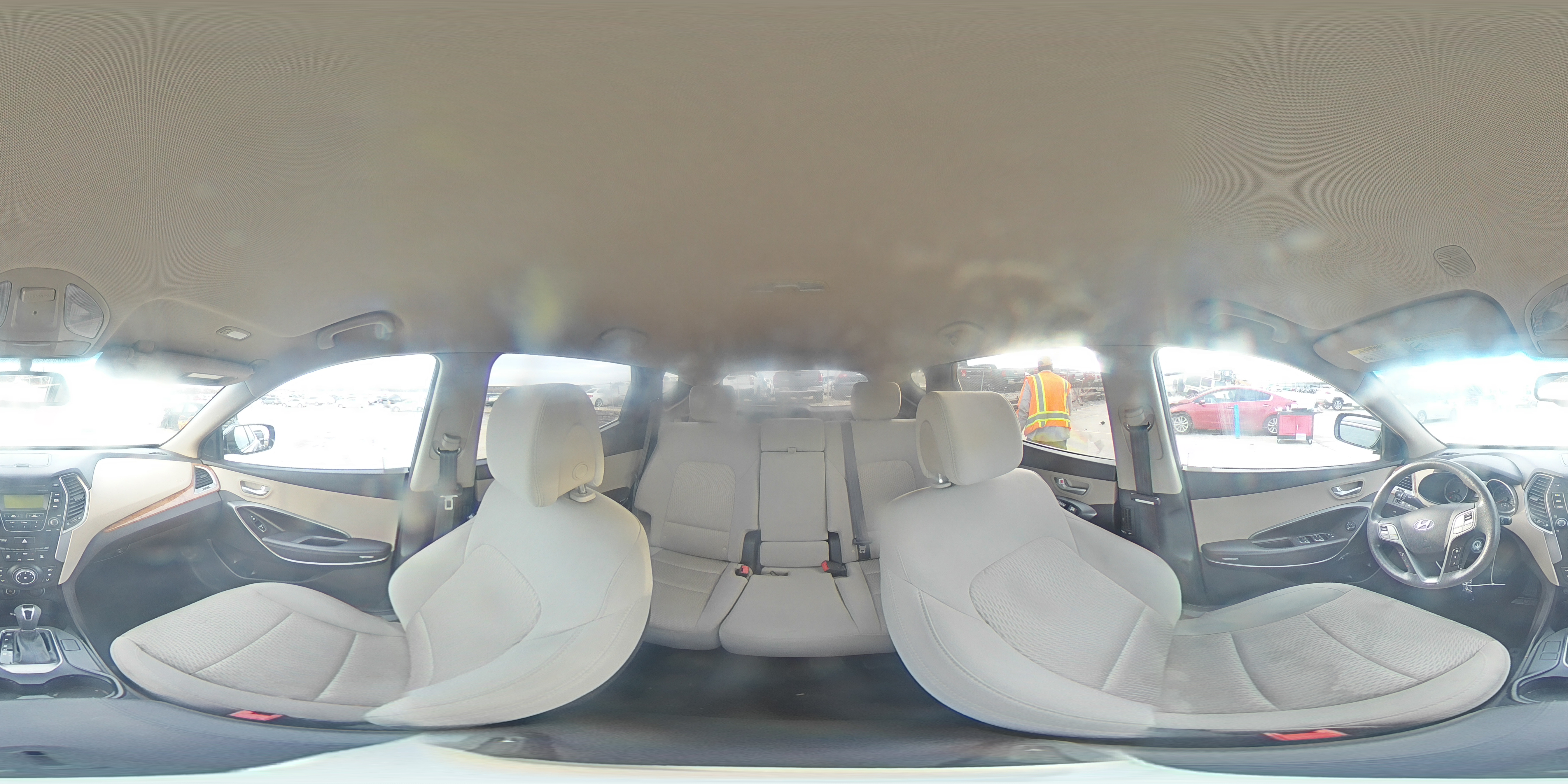 2013 Hyundai Santa Fe - Image 14