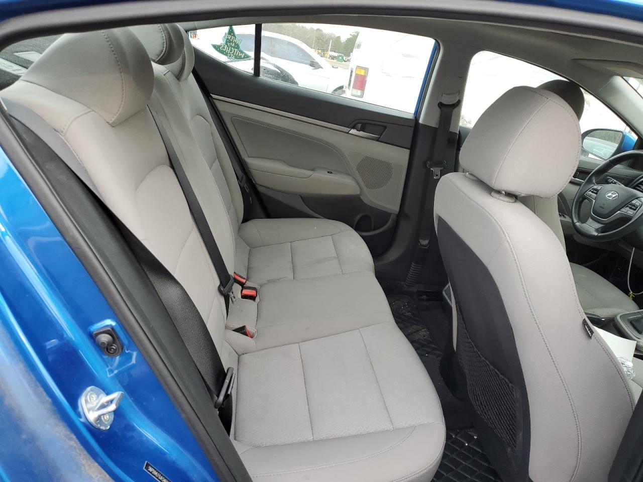 2018 Hyundai Elantra - Image 10