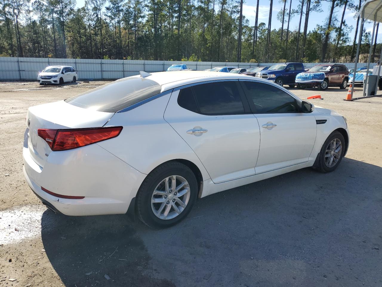 2013 Kia Optima - Image 3