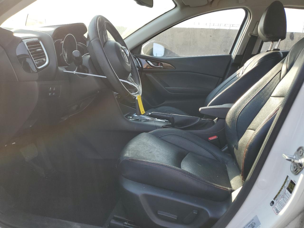2014 Mazda 3 - Image 7