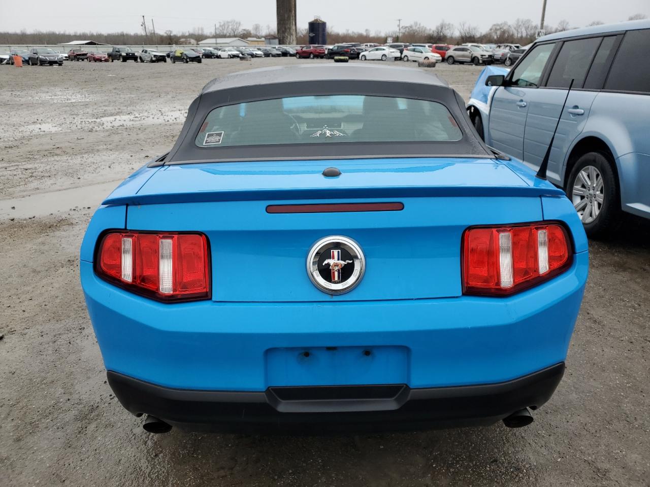 2011 Ford Mustang - Image 6
