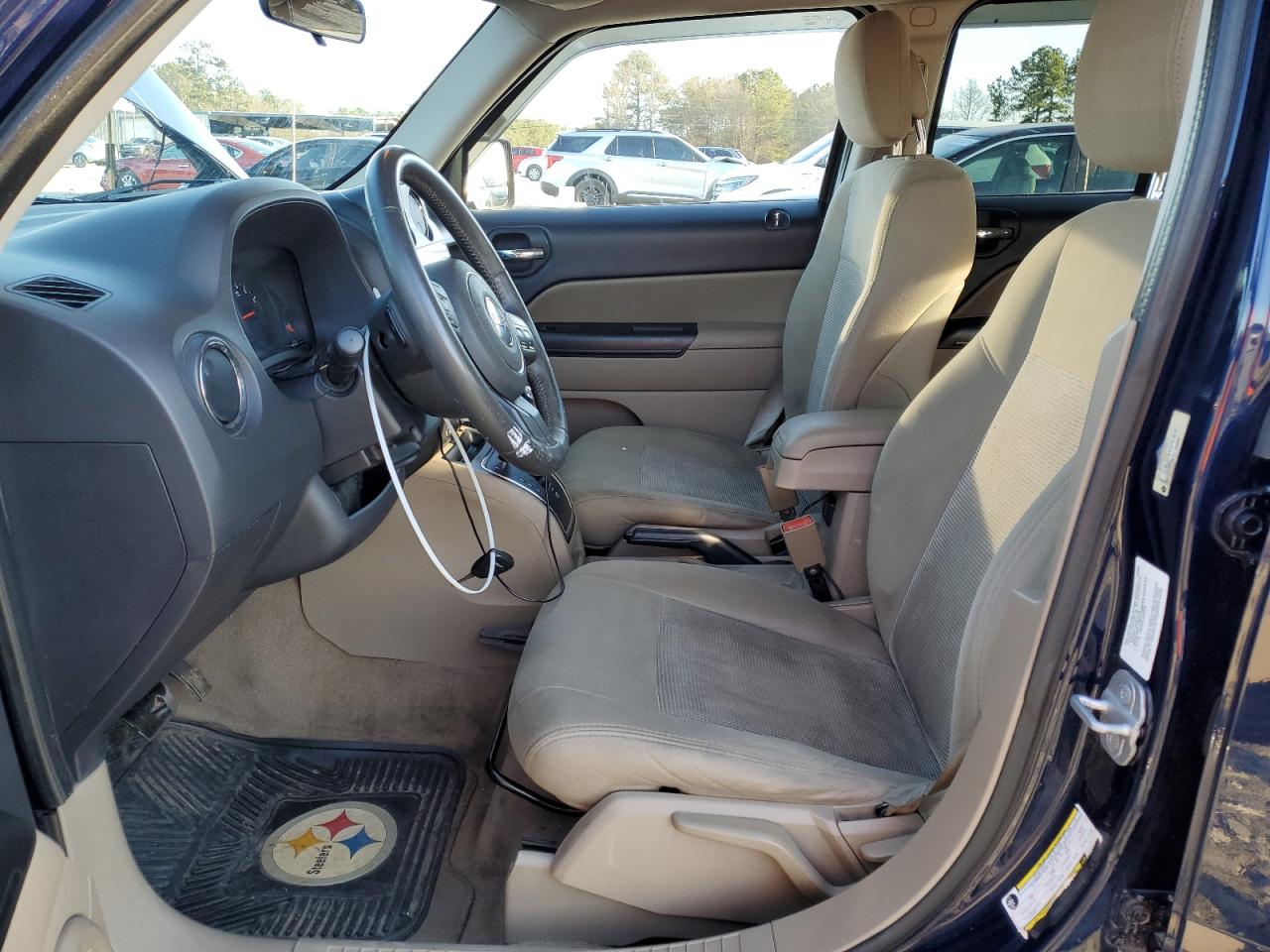 2013 Jeep Liberty (Patriot) - Image 7