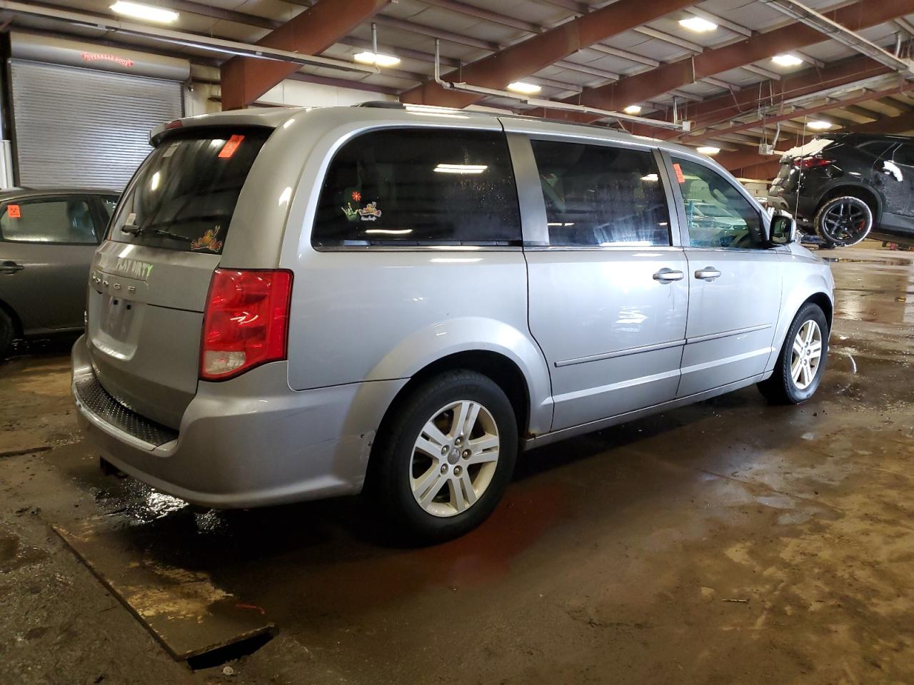 2013 Dodge Caravan - Image 3
