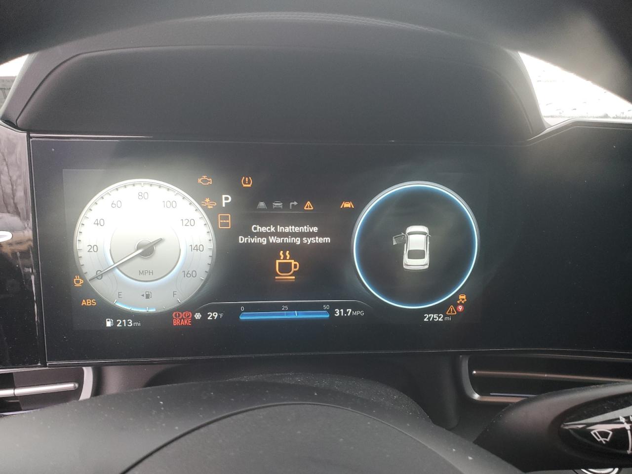 2024 Hyundai Elantra - Image 9