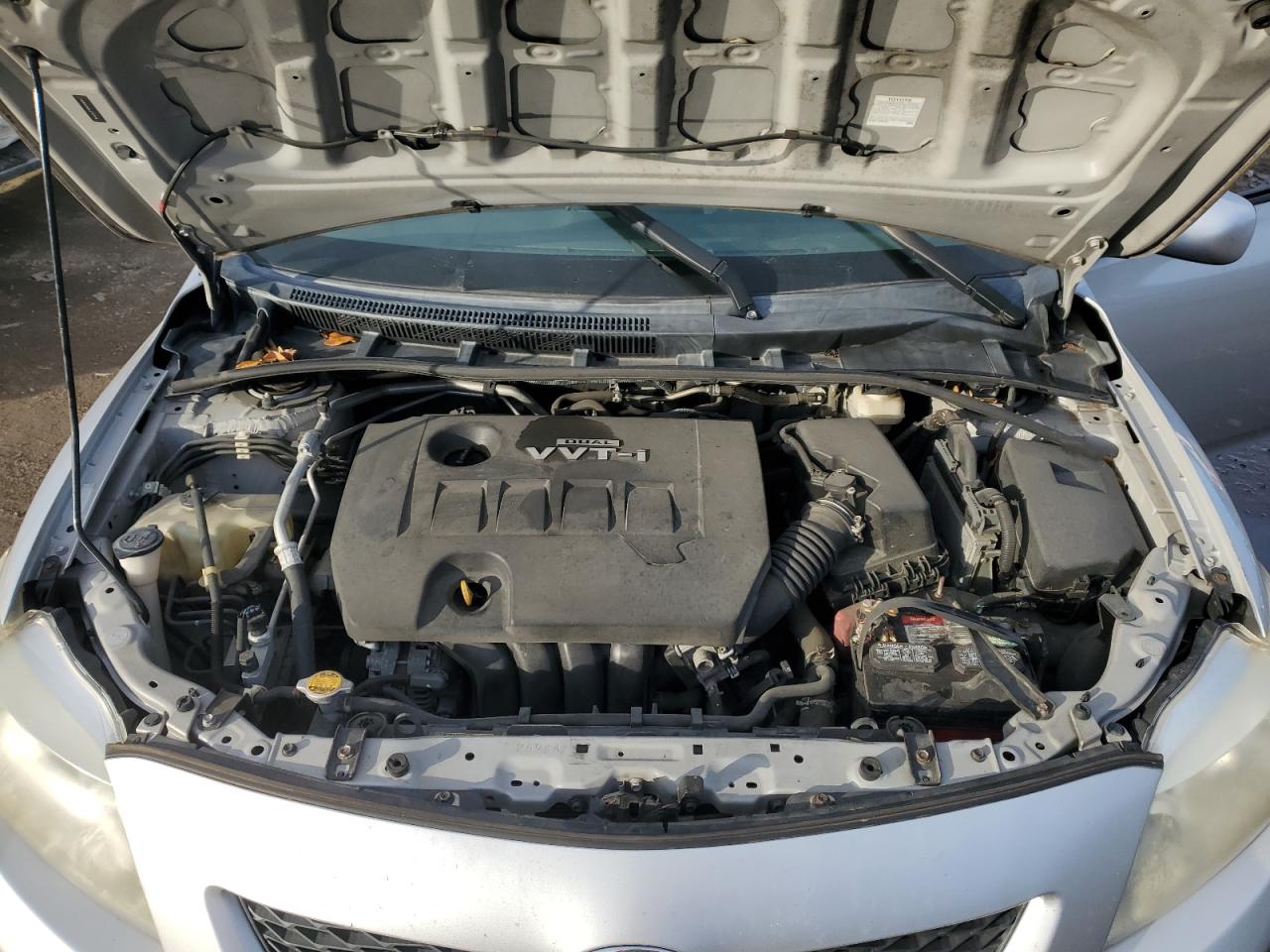 2010 Toyota Corolla - Image 11