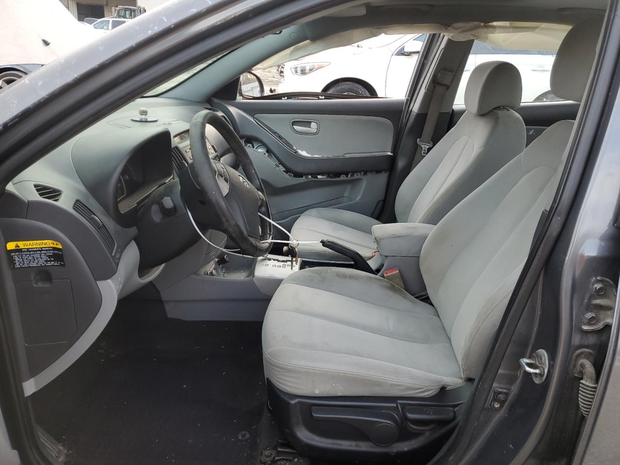 2009 Hyundai Elantra - Image 7