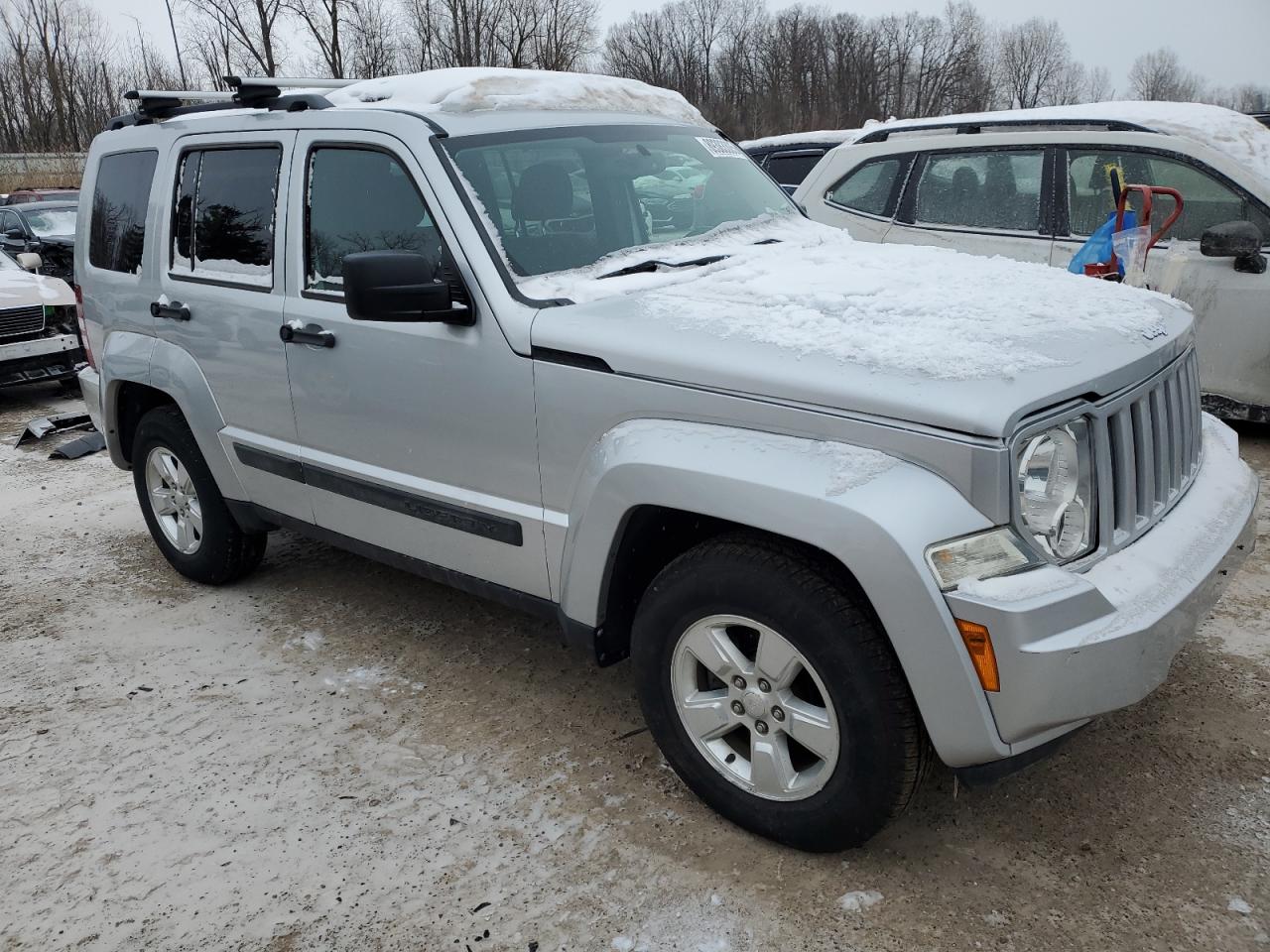 2012 Jeep Liberty (North America) - Image 4