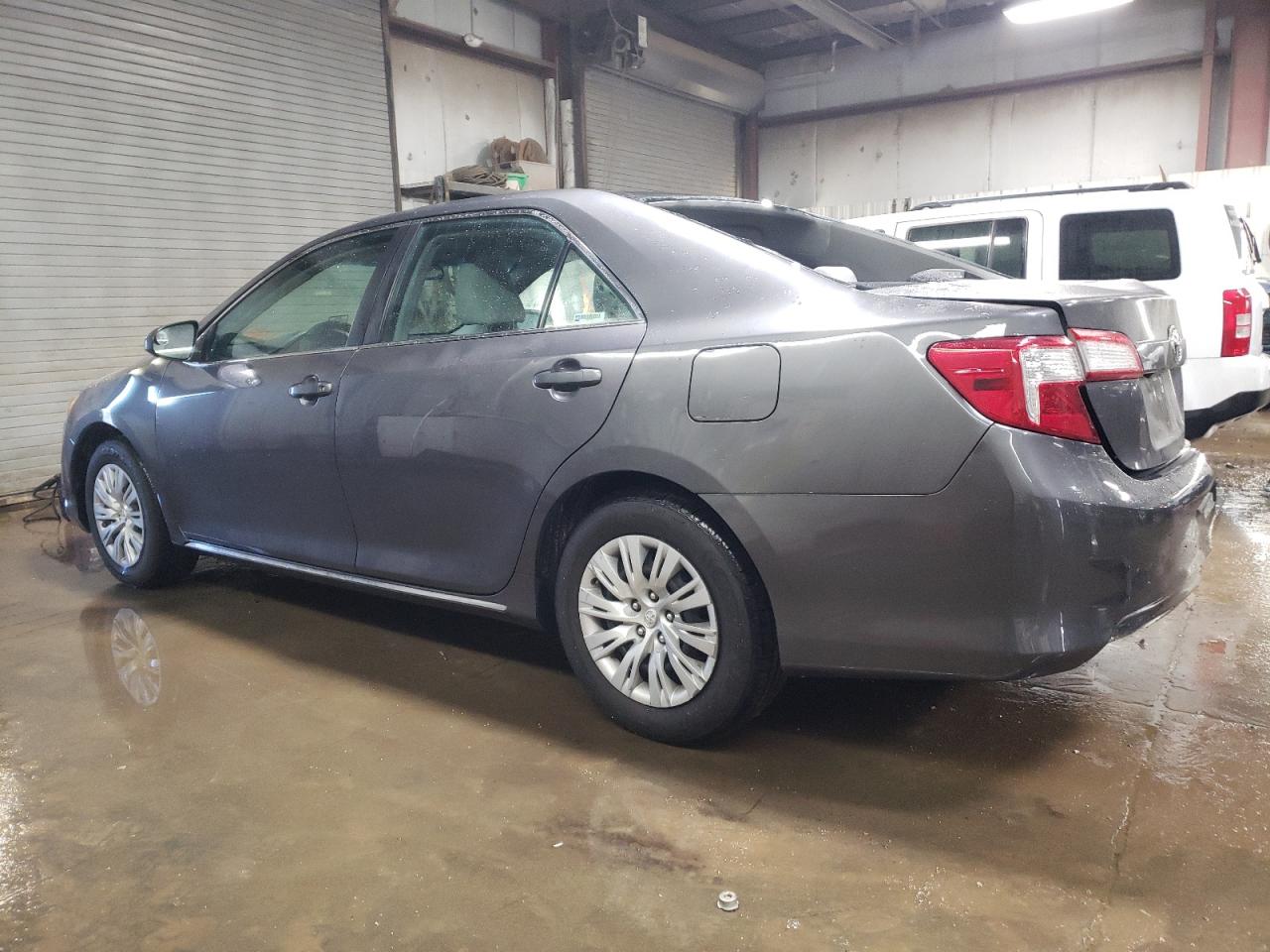 2014 Toyota Camry - Image 2