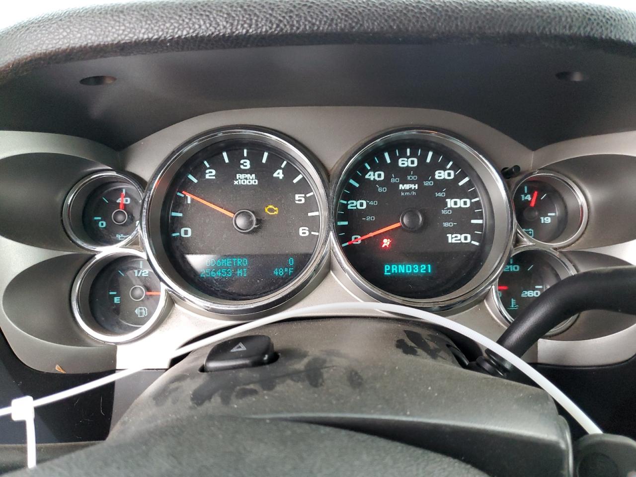 2009 Chevrolet Silverado - Image 9