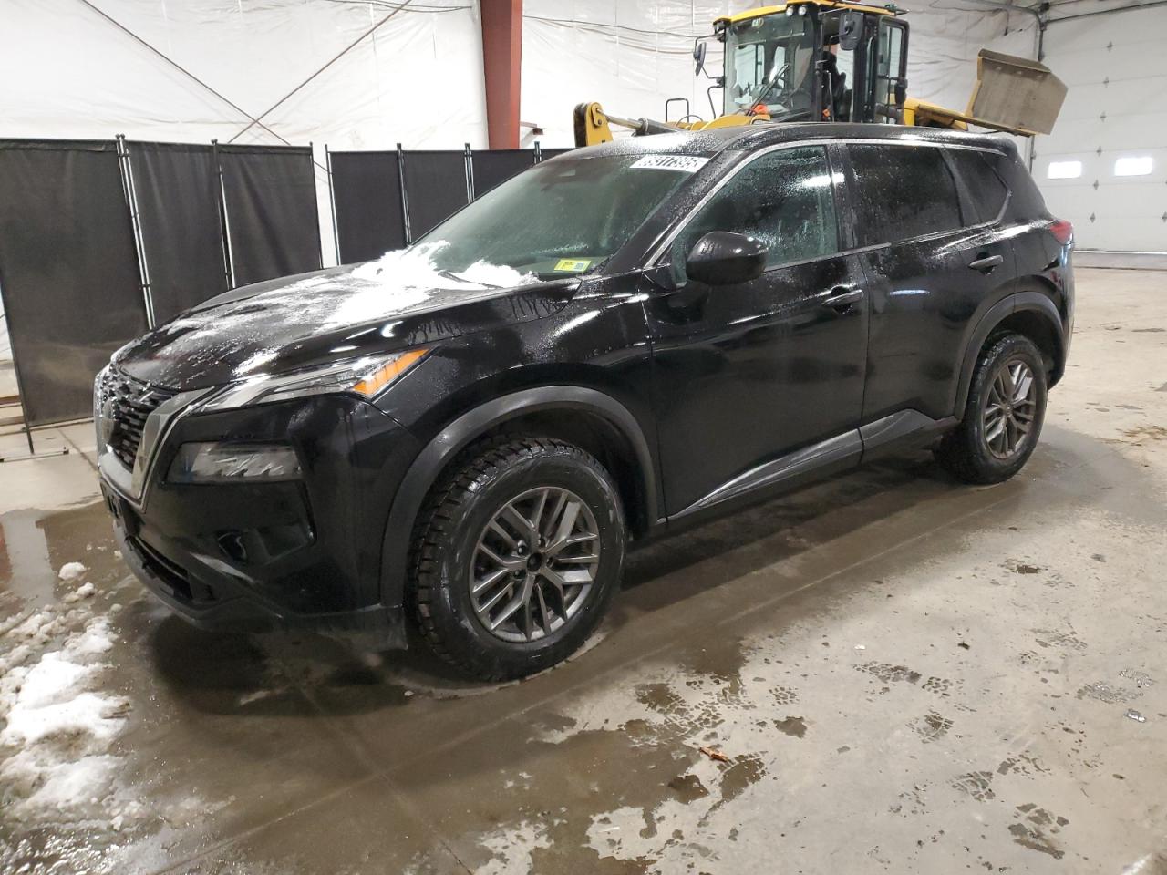 2021 Nissan Rogue - Image 1