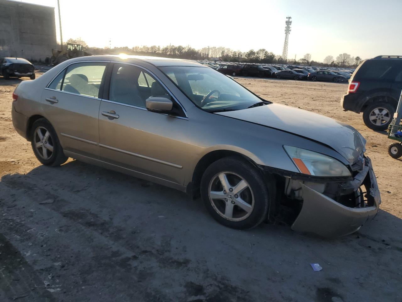 2004 Honda Accord - Image 4
