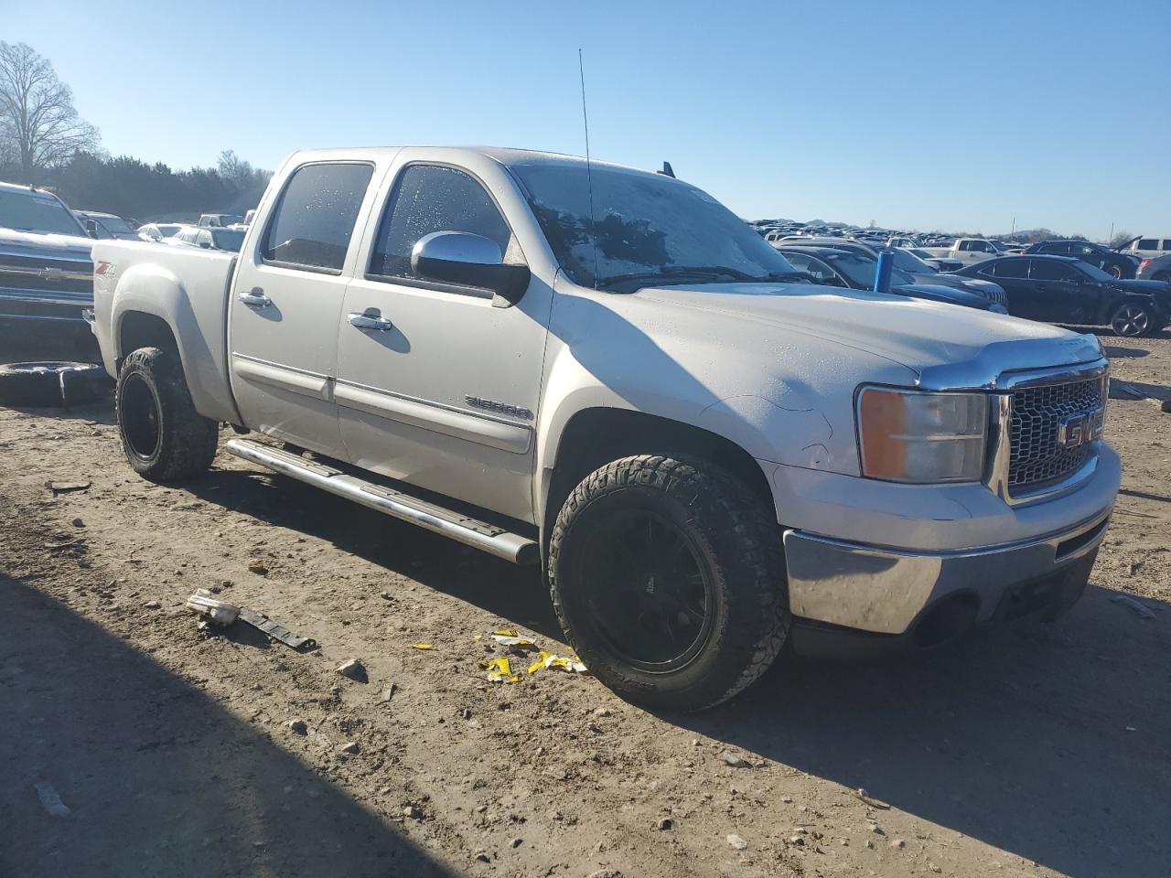 2013 GMC Sierra - Image 4