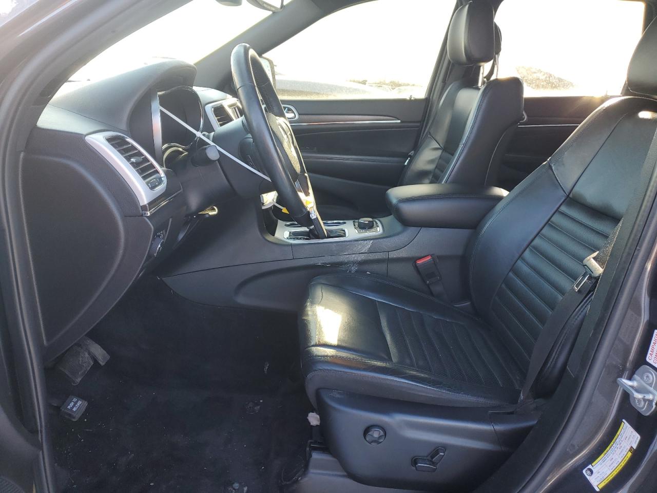 2018 Jeep Grand Cherokee - Image 7