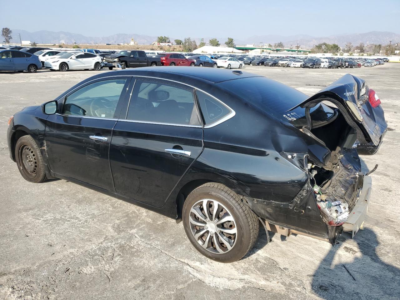 2015 Nissan Sentra - Image 2