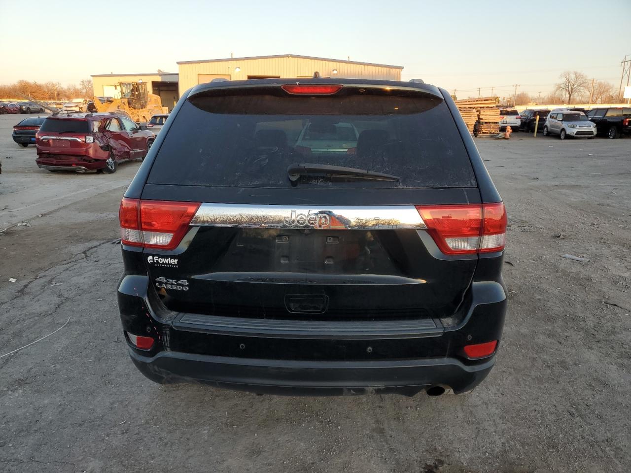 2012 Jeep Grand Cherokee - Image 6