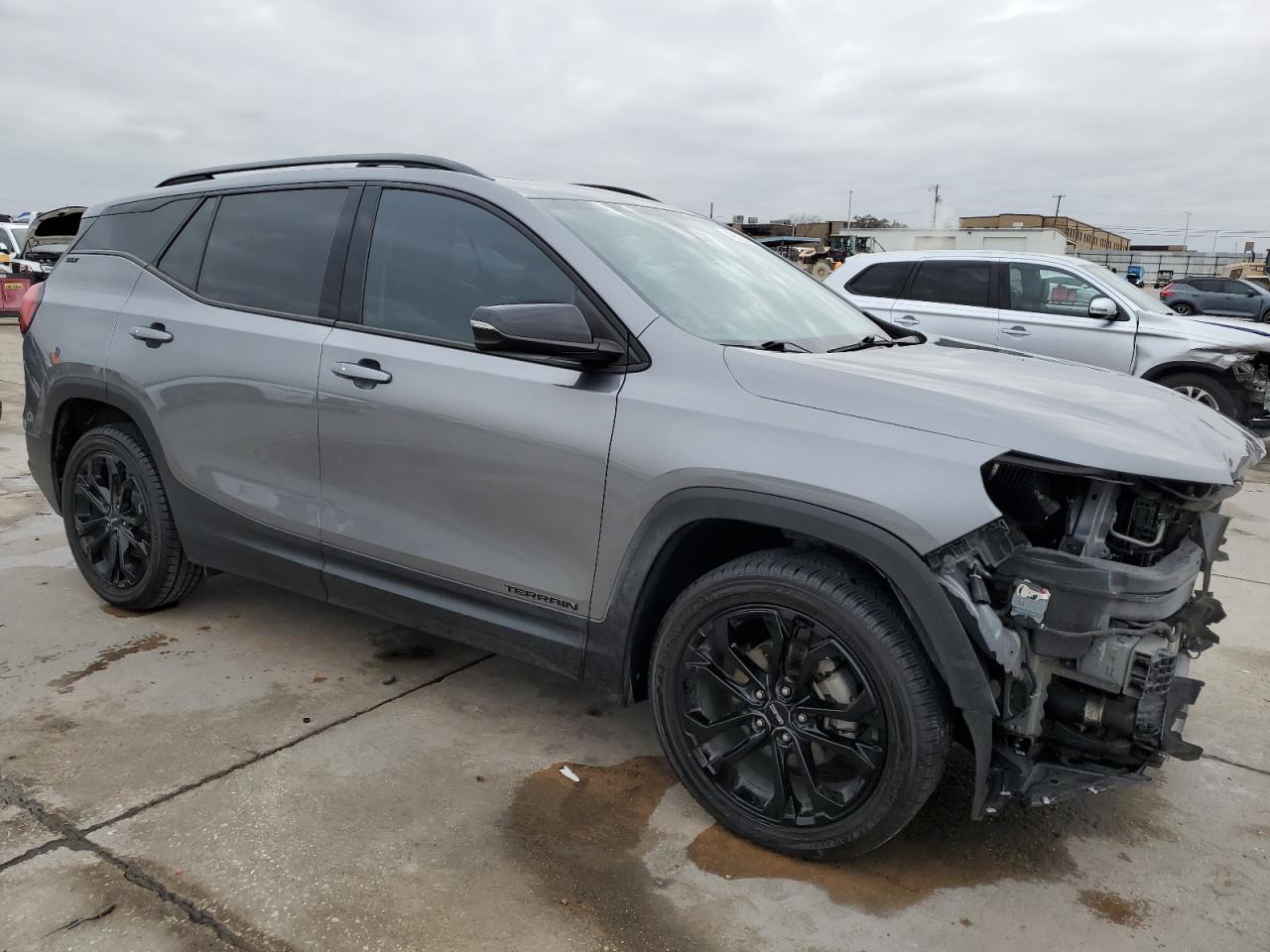 2019 GMC Terrain - Image 4