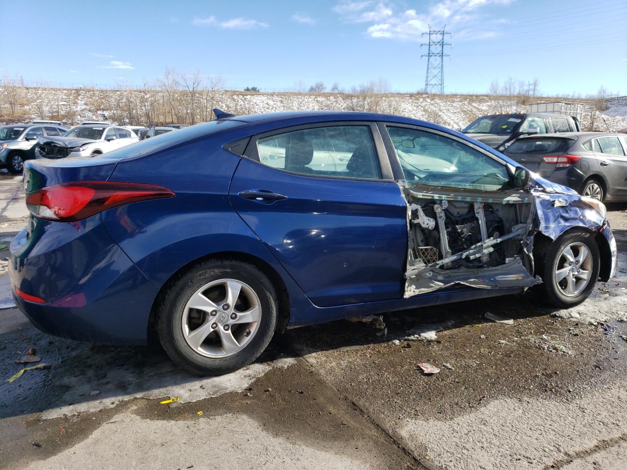 2015 Hyundai Elantra - Image 3