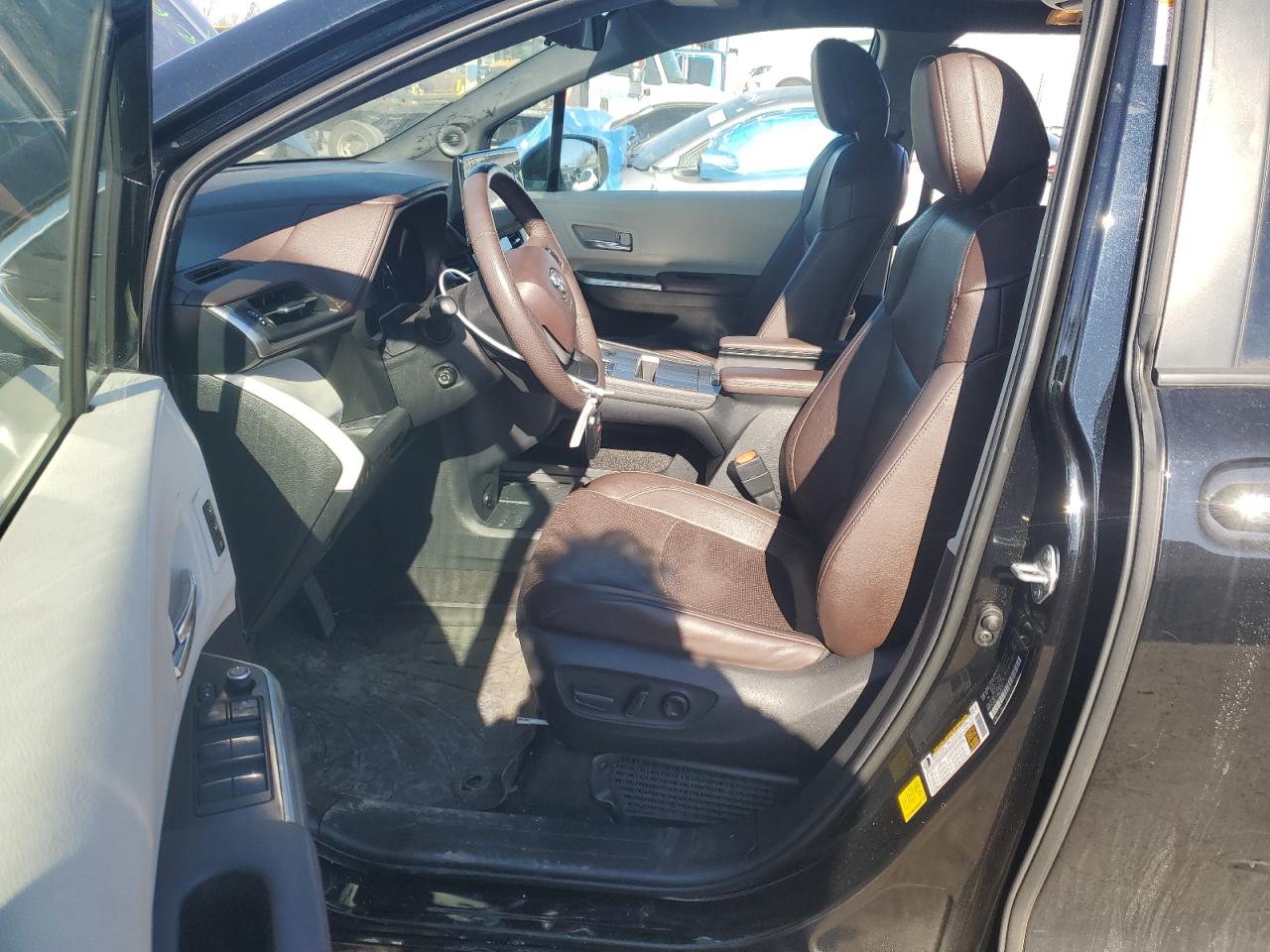 2021 Toyota Sienna - Image 7