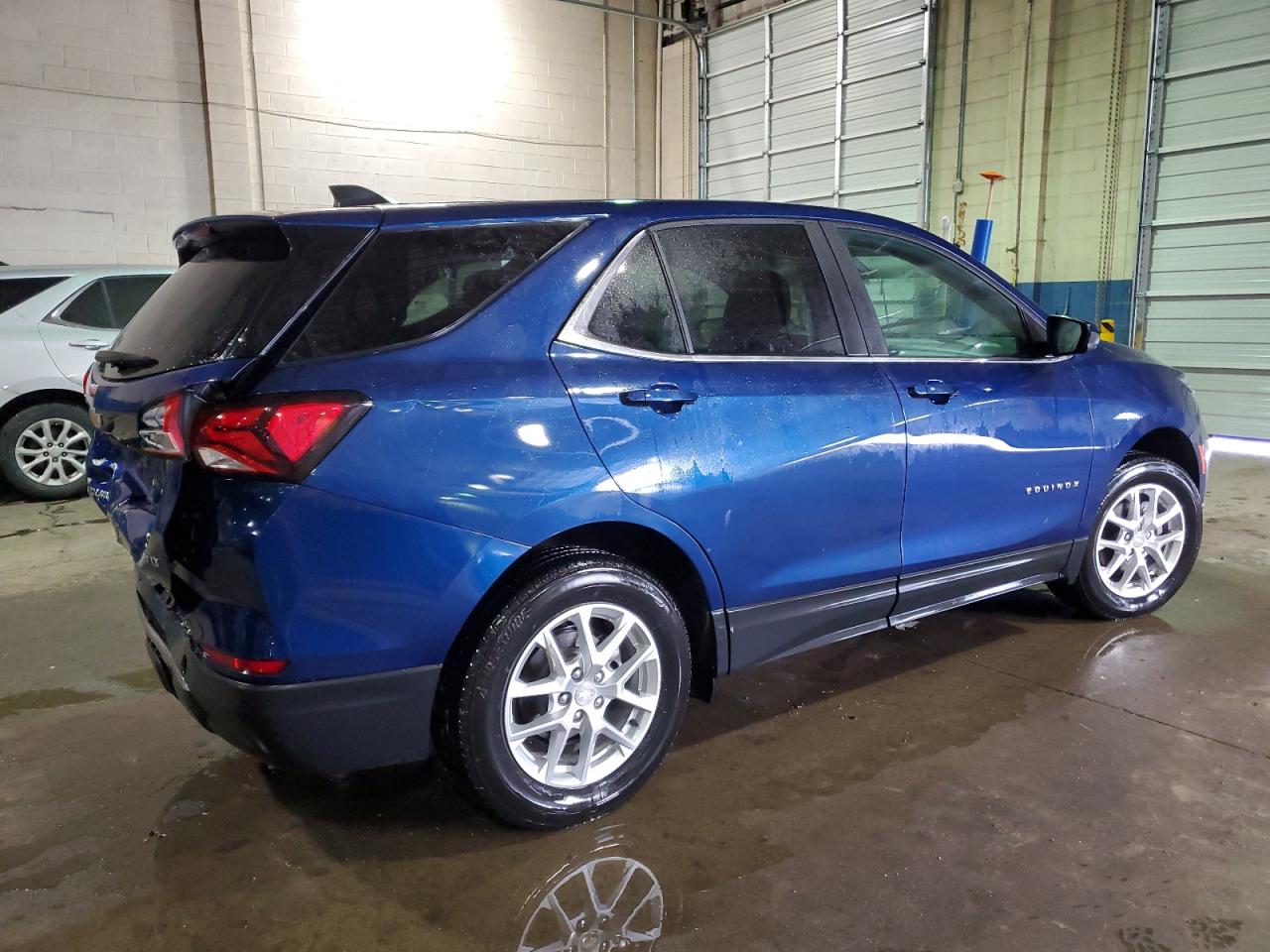 2023 Chevrolet Equinox - Image 3