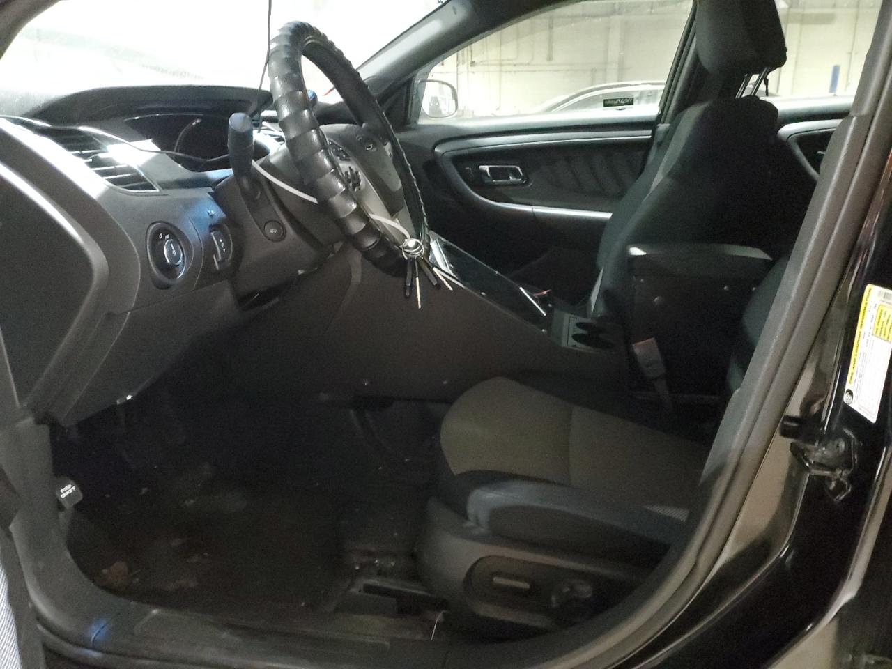 2013 Ford Taurus - Image 7