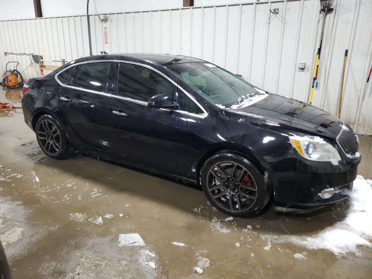 2012 Buick Verano - Image 4