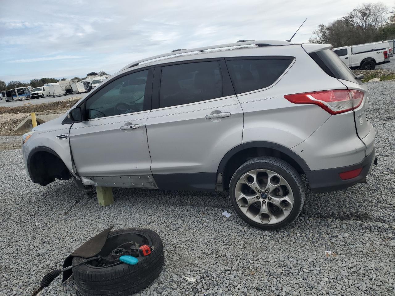2013 Ford Escape - Image 2