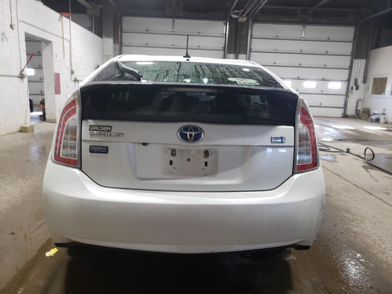 VIN JTDKN3DU2F0403785 2015 TOYOTA PRIUS no.6