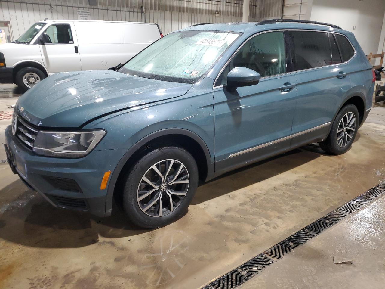 2020 Volkswagen Tiguan - Image 1