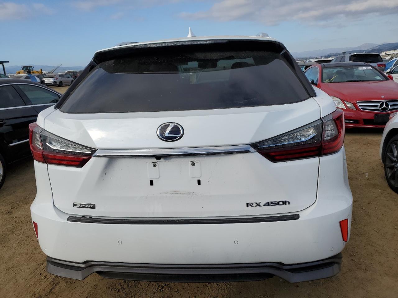 2019 Lexus RX - Image 6