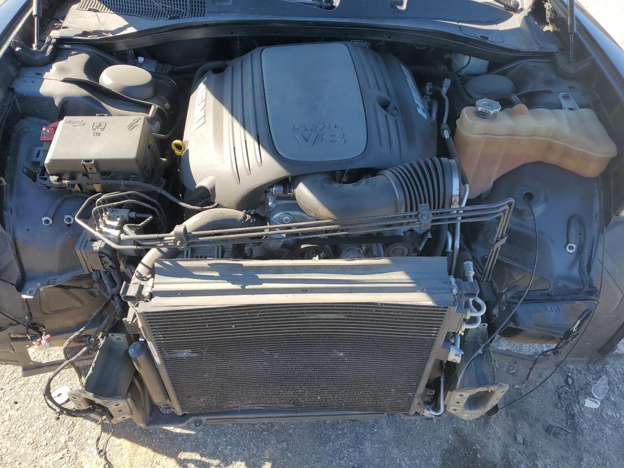 2020 Dodge Charger - Image 11