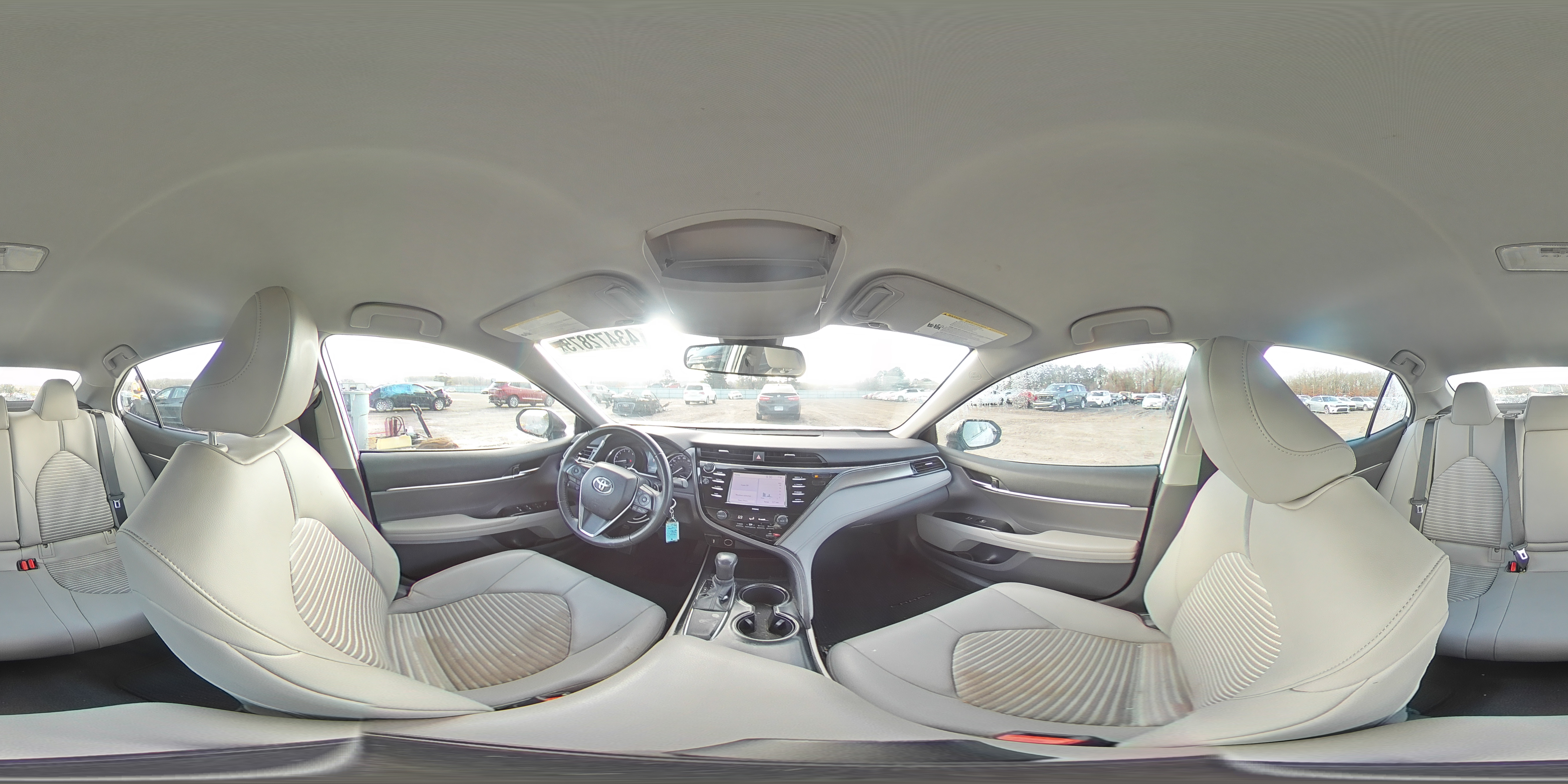 2020 Toyota Camry - Image 13