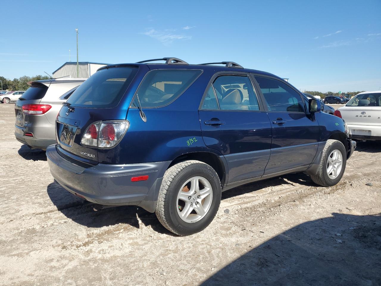 2001 Lexus RX - Image 3