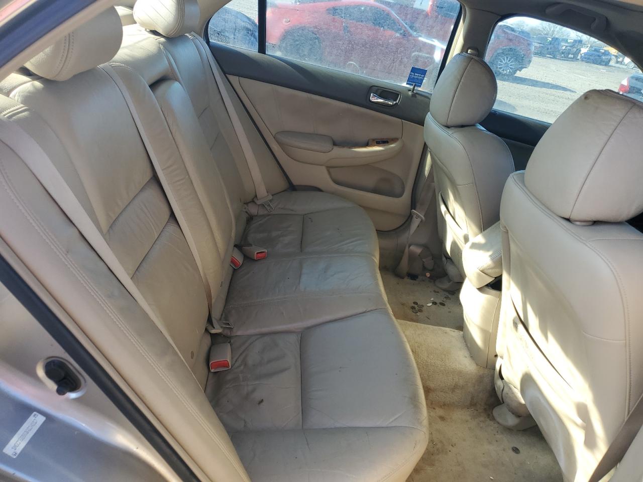 2003 Honda Accord - Image 10