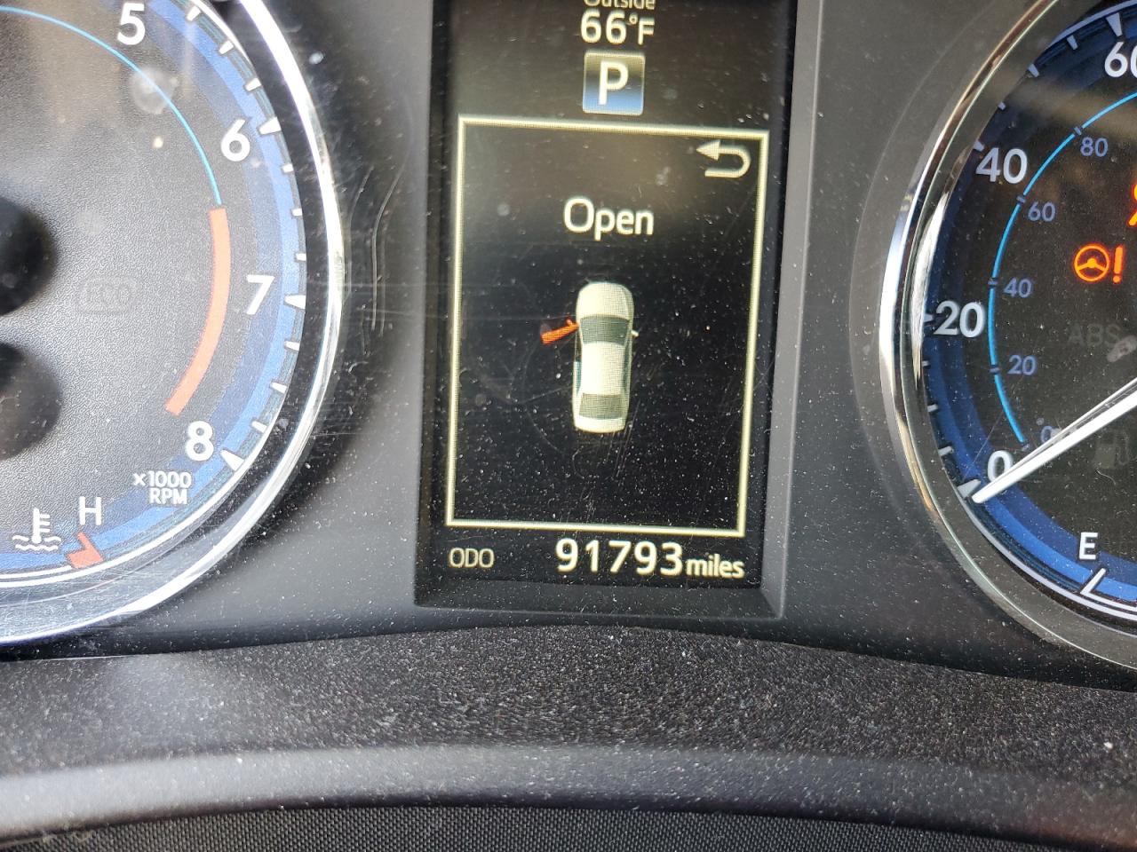 5YFBURHE6KP882768 TOYOTA COROLLA 2019