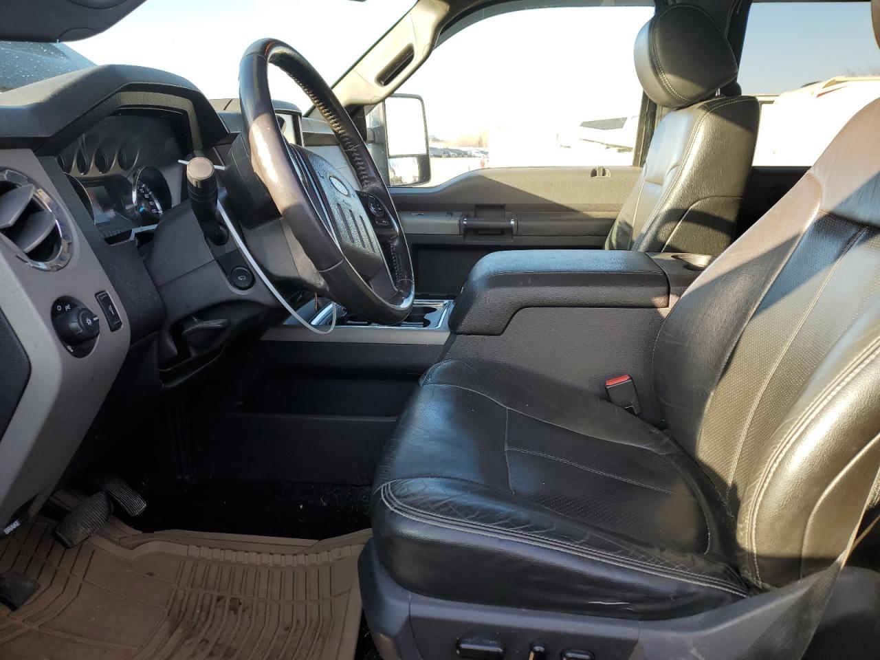 2014 Ford F350 - Image 7