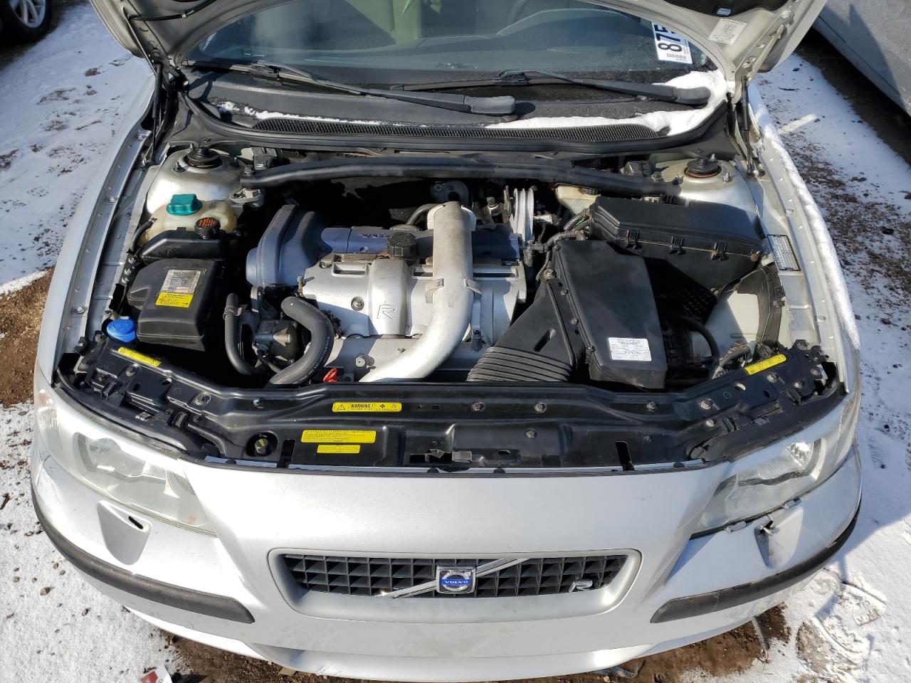 2004 Volvo S60 - Image 11