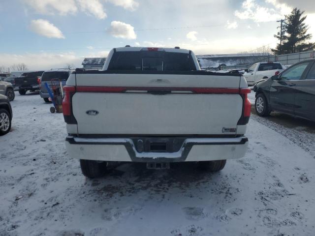 FORD F150 LIGHT 2022 Белый