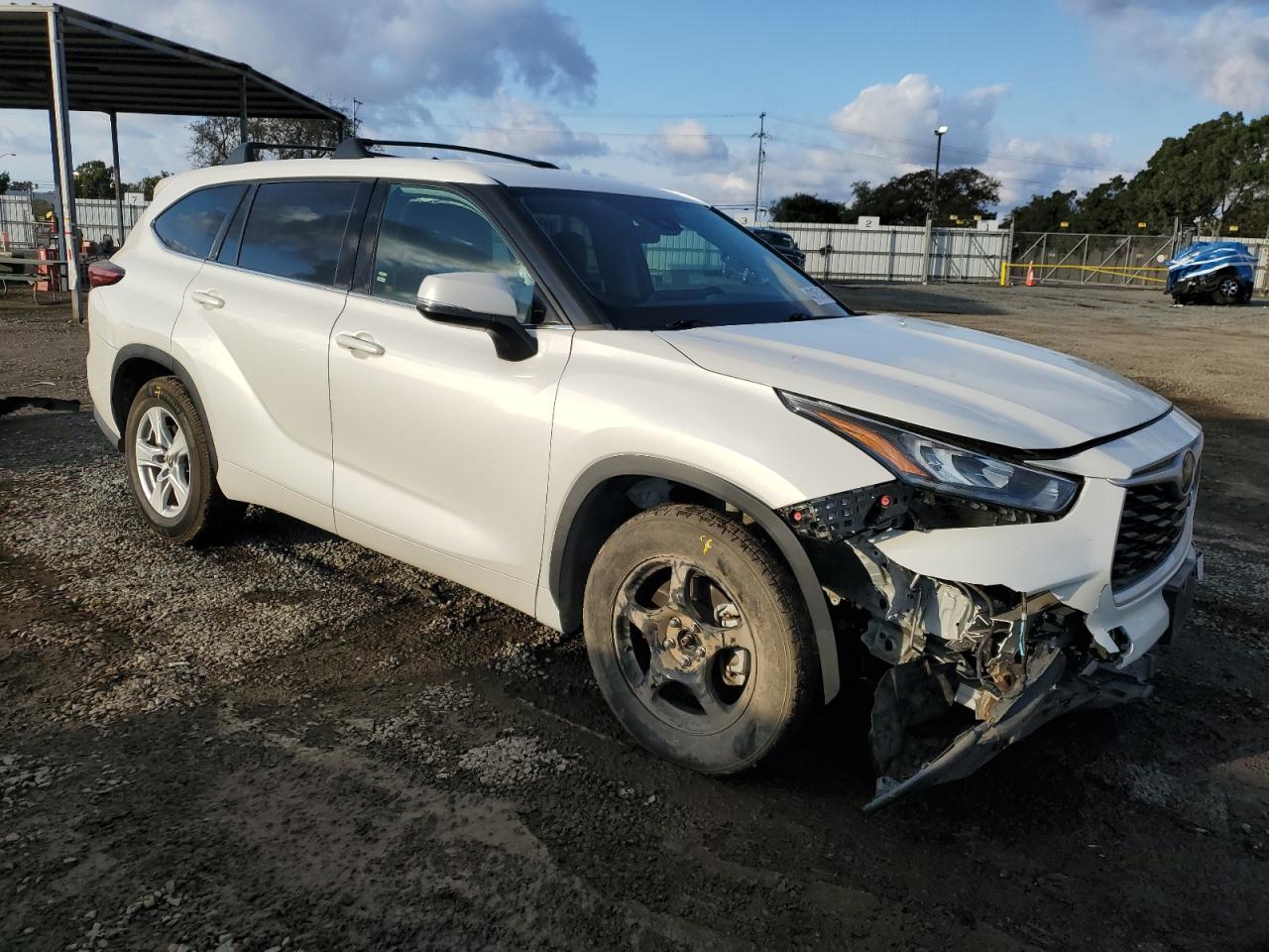 2020 Toyota Highlander - Image 4