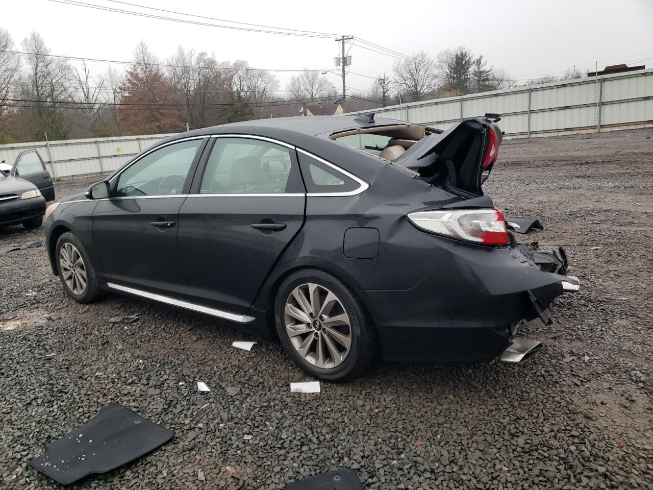 2015 Hyundai Sonata - Image 2