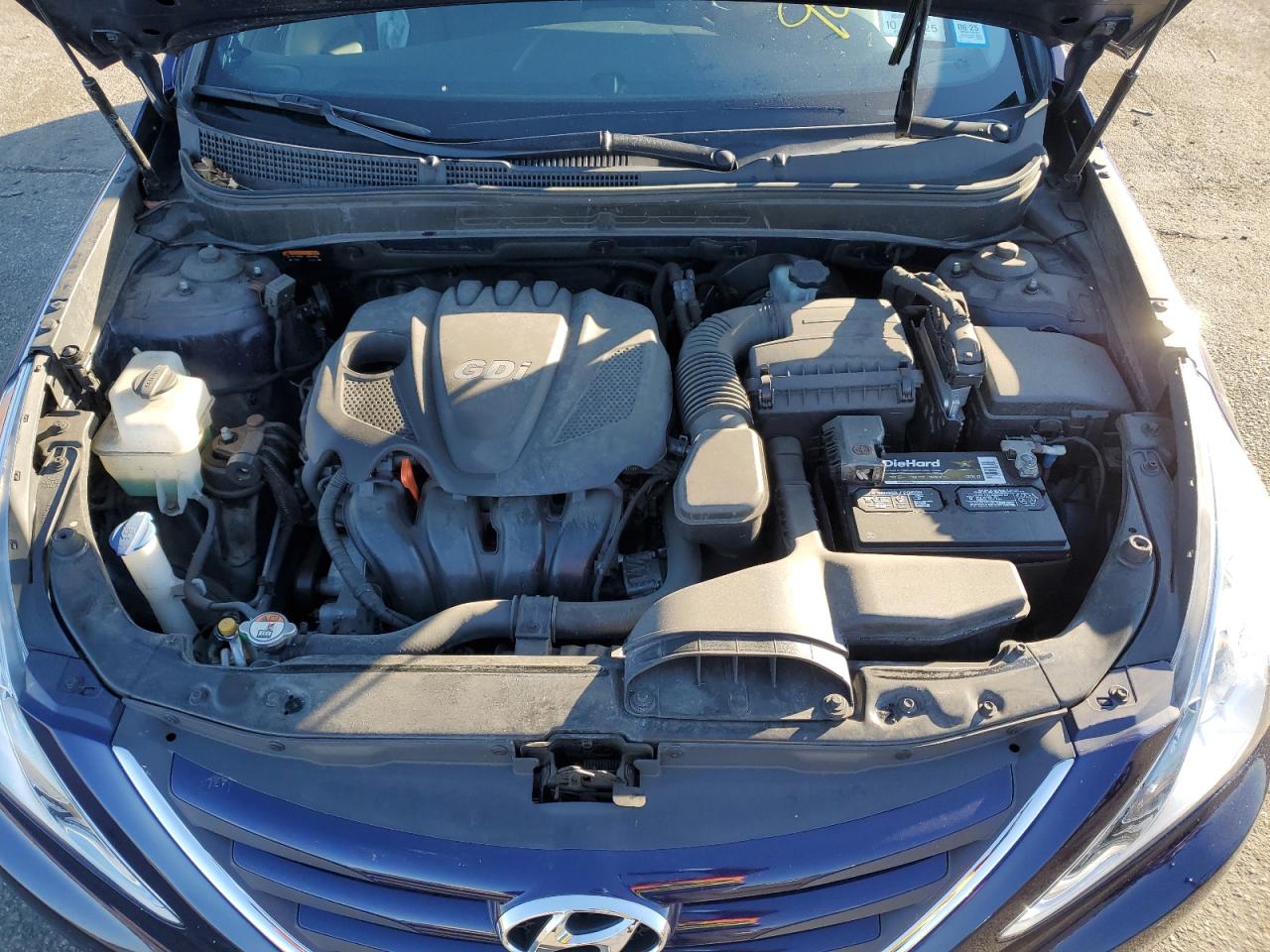2014 Hyundai Sonata - Image 11