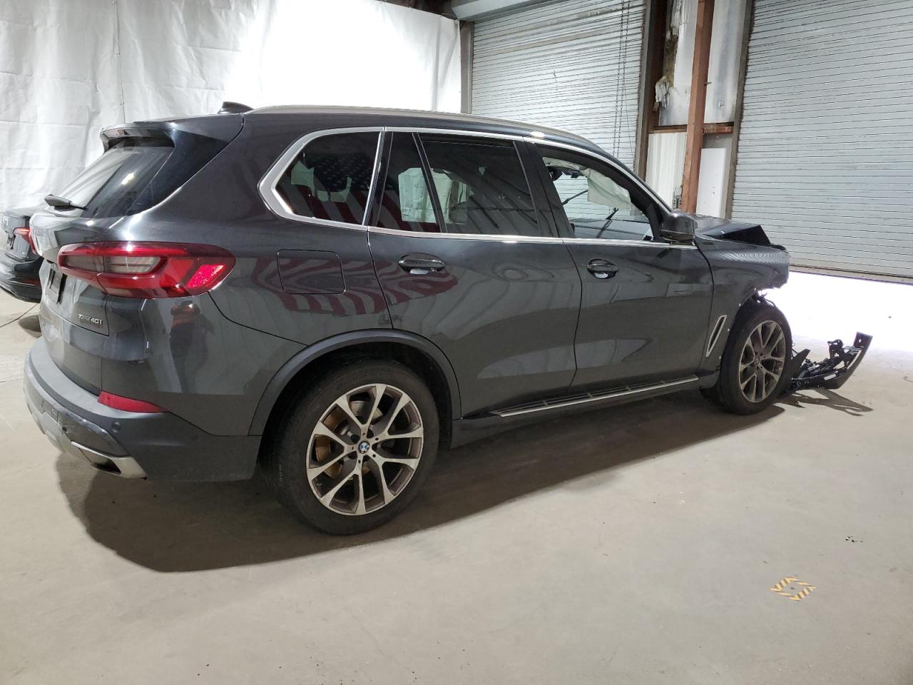 2023 BMW X5 - Image 3