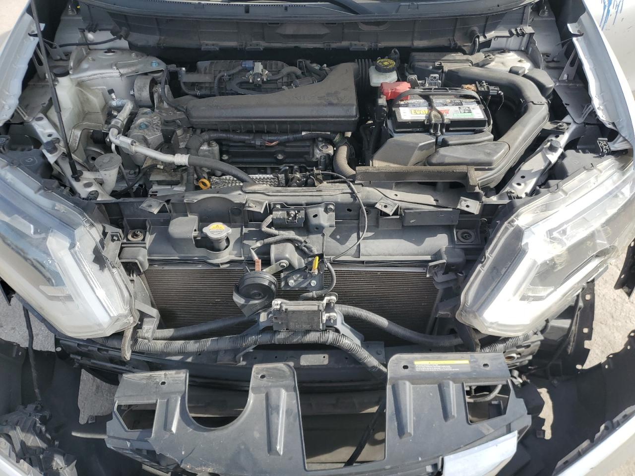 2019 Nissan Rogue - Image 14