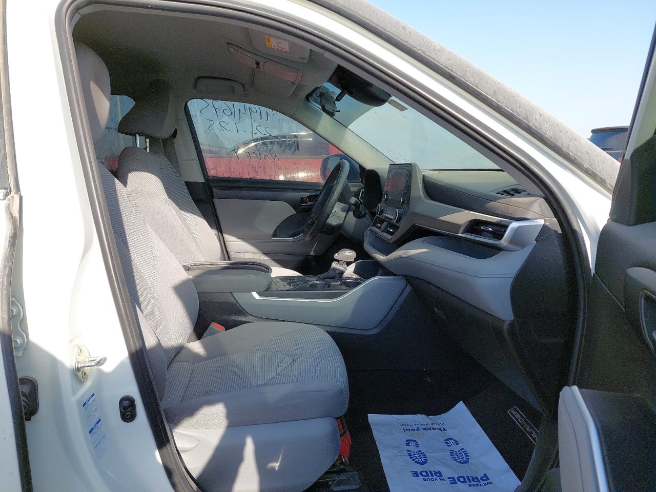 5TDLB3CH4LS013605 - 2020 Toyota Highlander Le - #41941675