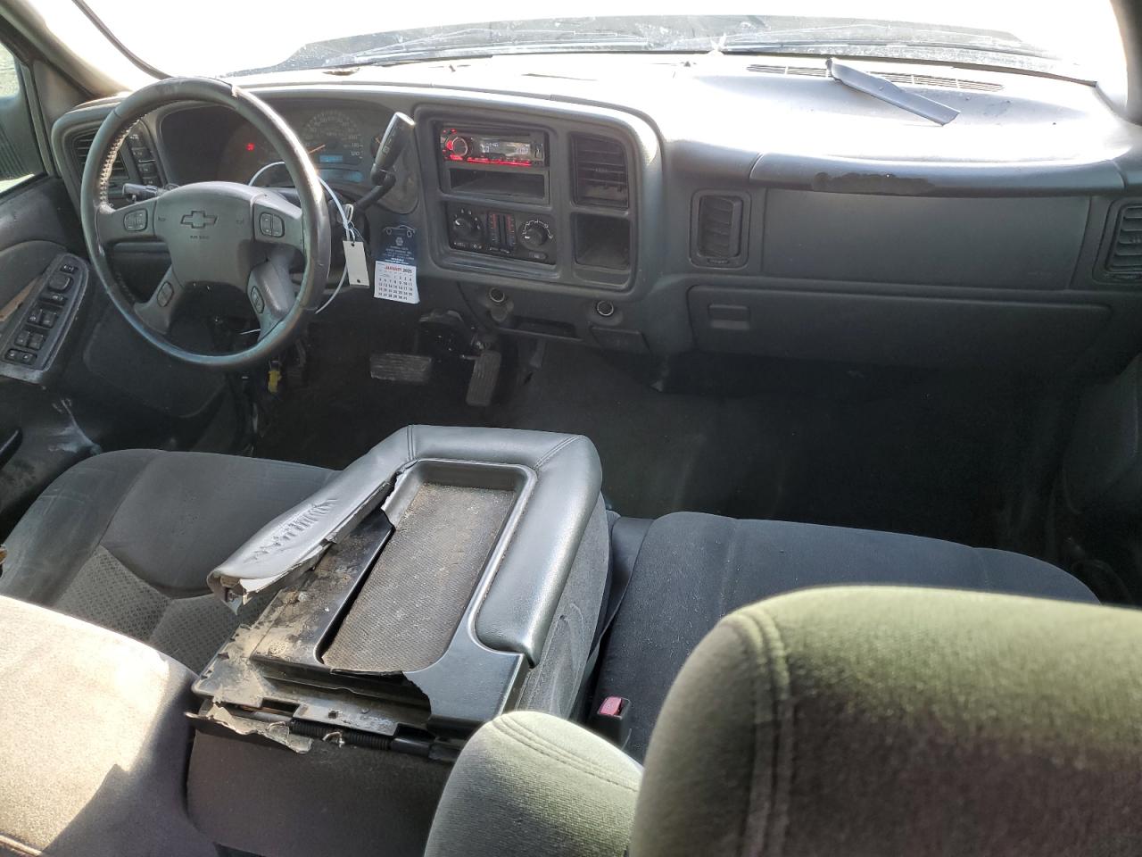 2005 Chevrolet Silverado - Image 8
