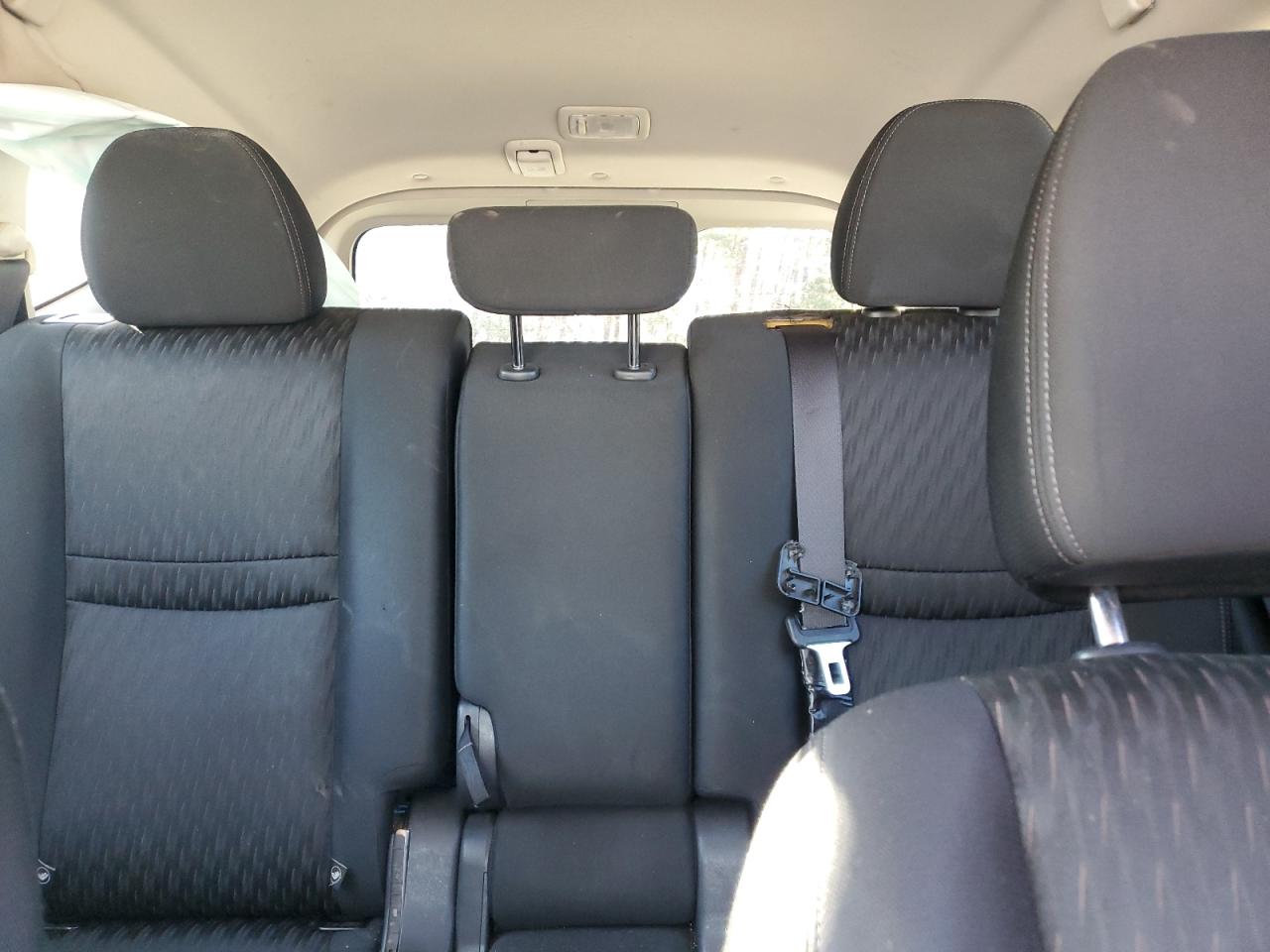 KNMAT2MT0KP517806 NISSAN ROGUE 2019