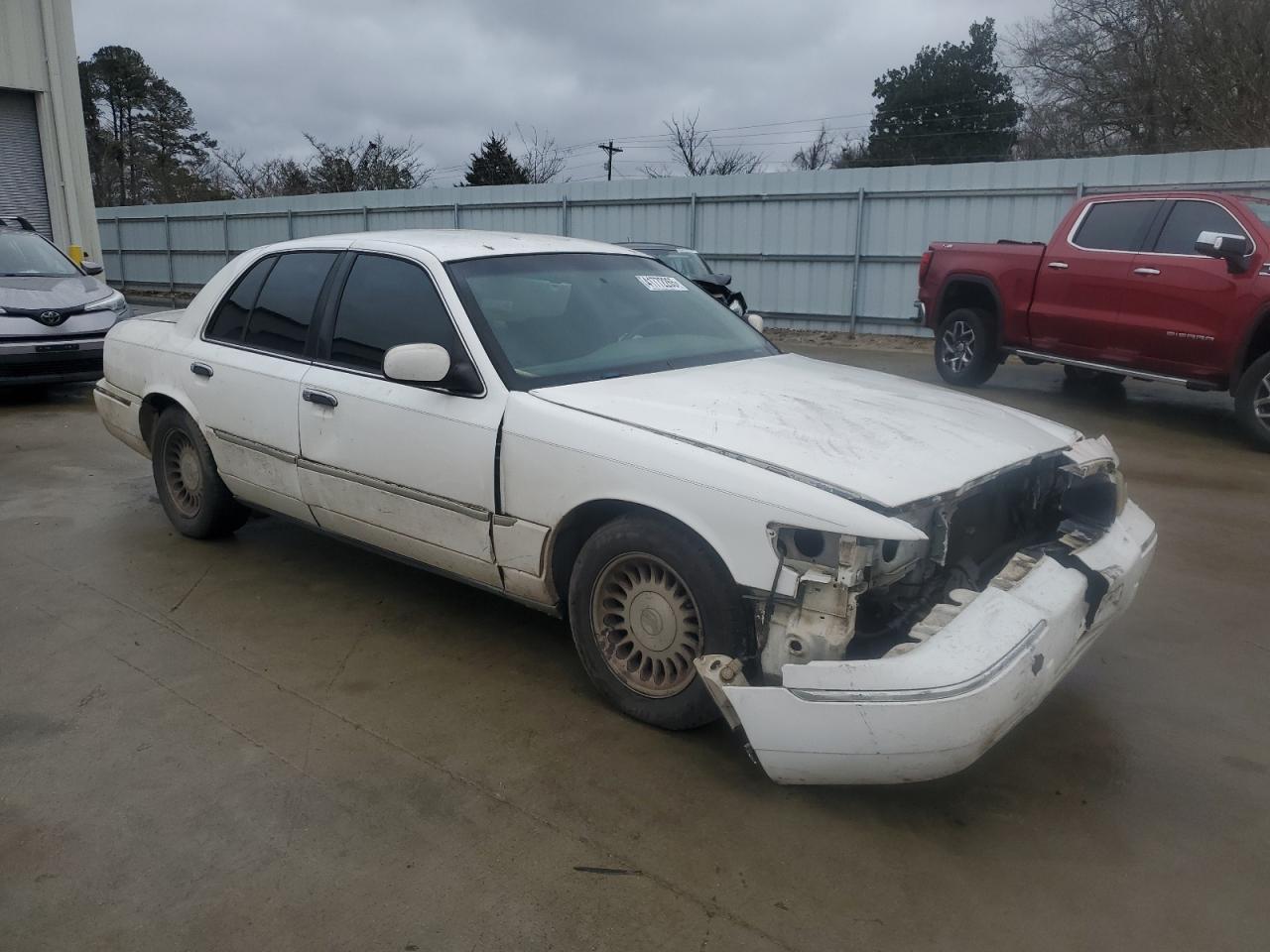 2000 Mercury Grand Marquis - Image 4