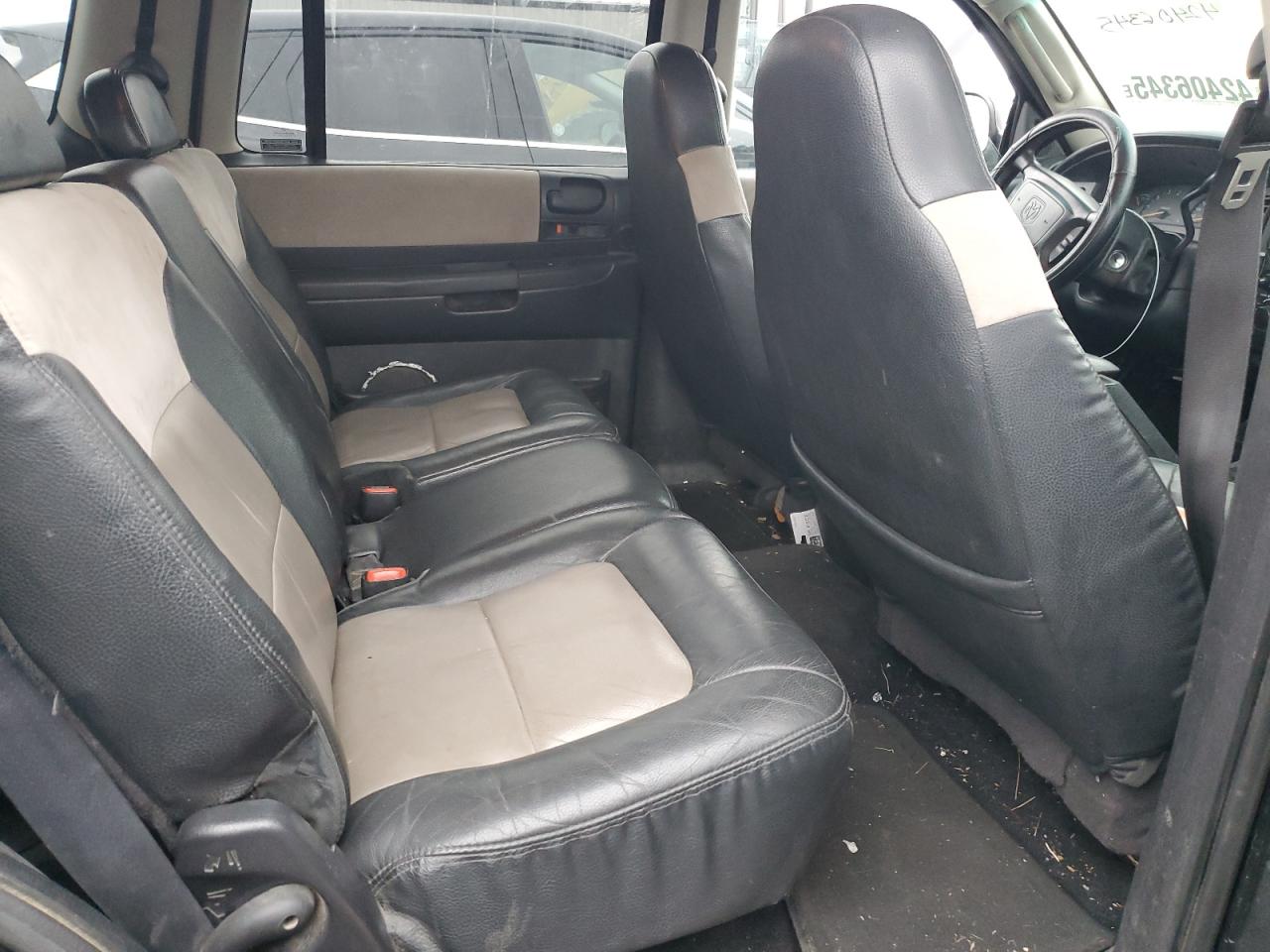 2001 Dodge Durango - Image 10