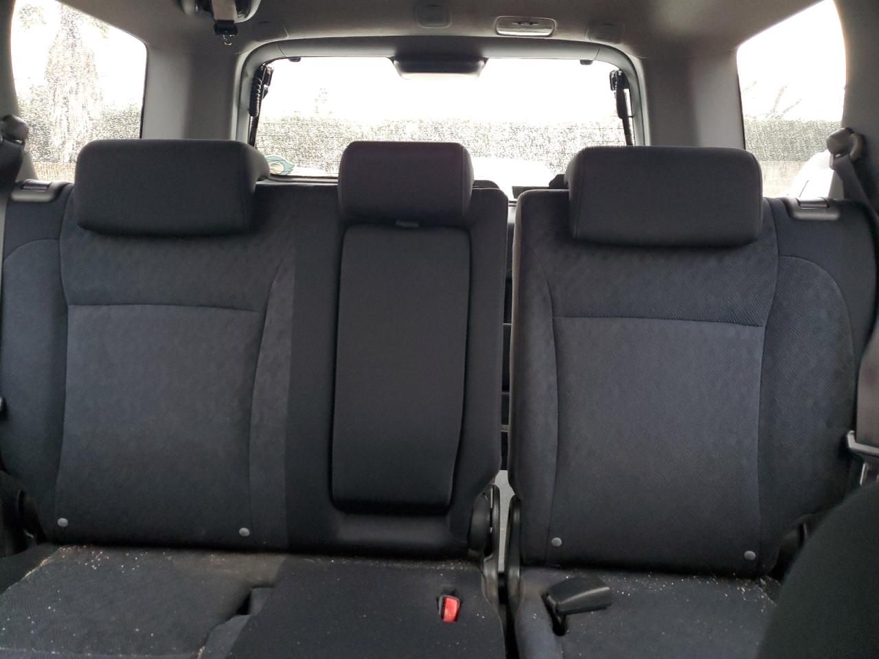 2005 Honda CR-V - Image 10